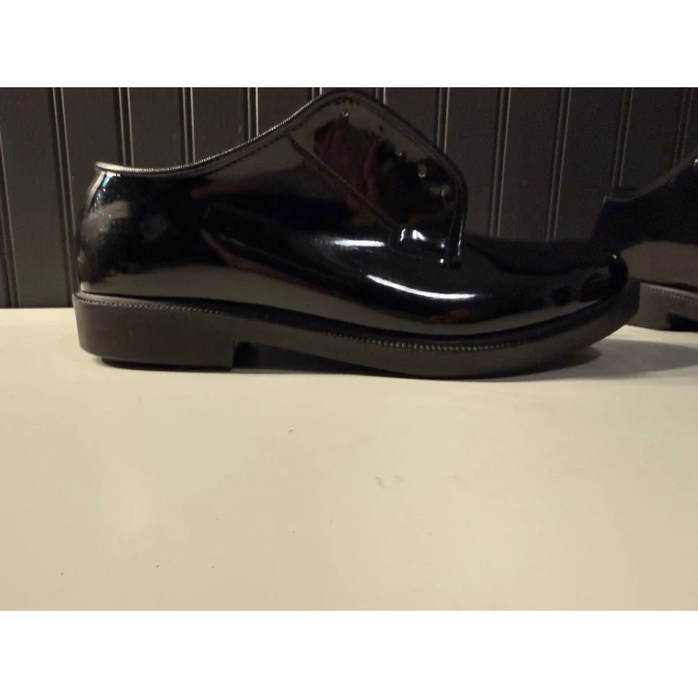 Bates dress shoes shiny